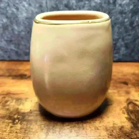 Vintage Royal Haeger Pottery Tan/Gold Rim Oval Vase 5 in - Picture 1 of 7